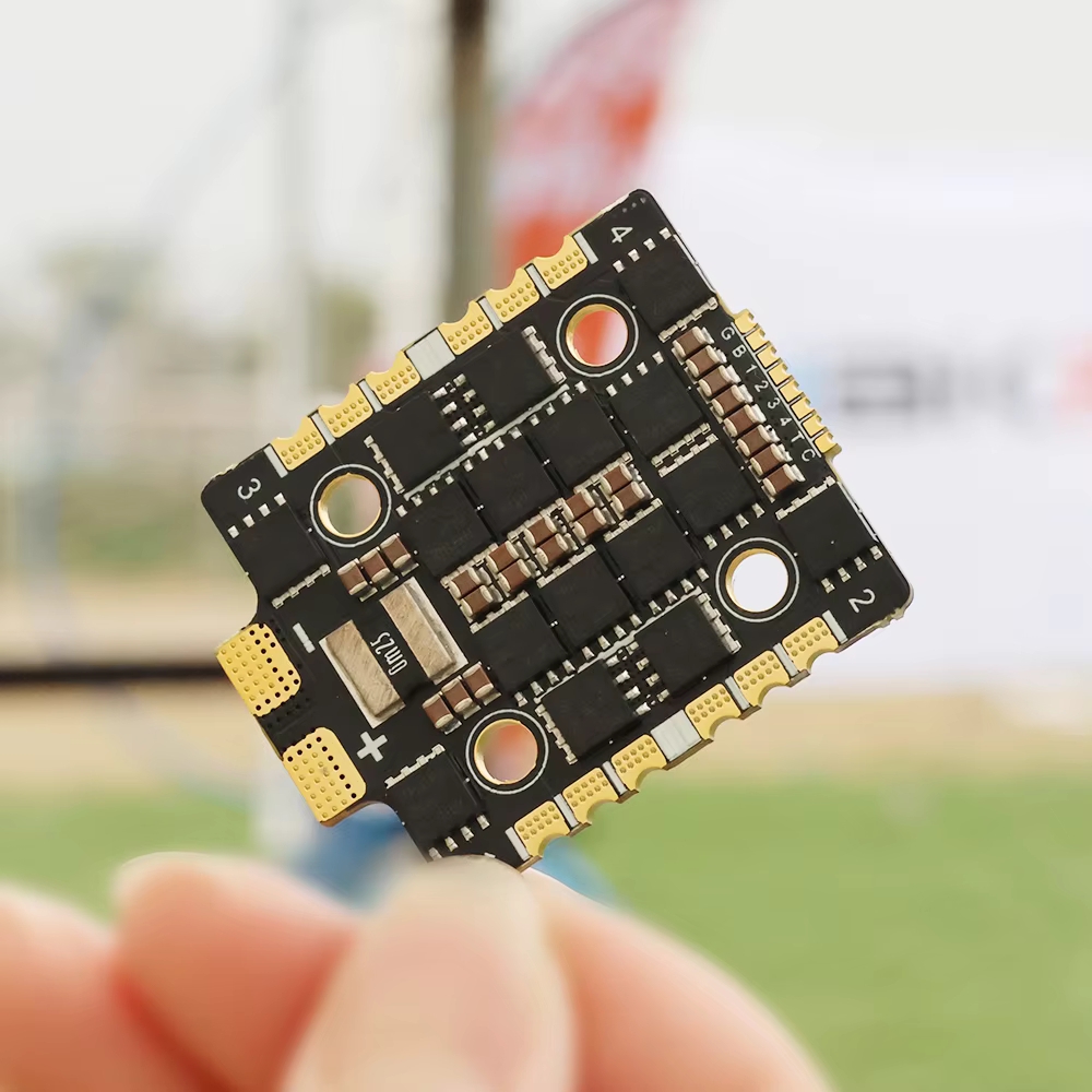 وحدة تحكم طيران نانو بعيدة الم - مراجعة Flight Controller وسعره